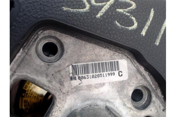 Recambio de volante para opel astra j 1.6 referencia OEM IAM 13351021 13305818 