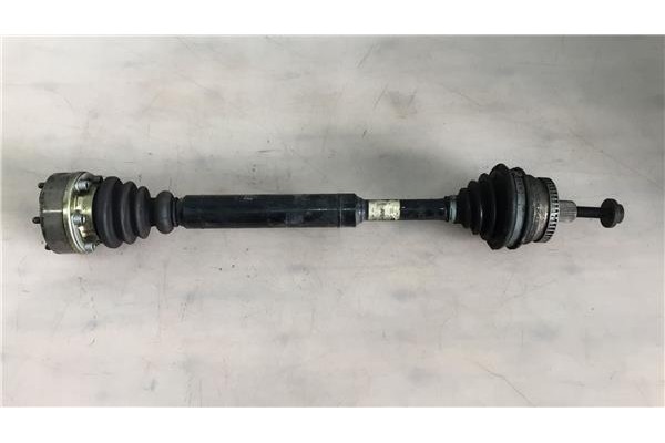 Recambio de palier delantero izquierdo para volkswagen passat berlina (3b2) 1.6 básico referencia OEM IAM 8D0407272BA J2BA 8D040