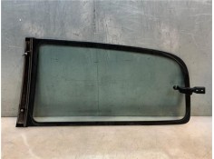 Recambio de luna puerta trasero derecha para nissan sunny berlina (n14) 1.6 i 16v referencia OEM IAM 8330050C11  