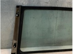 Recambio de luna puerta trasero derecha para nissan sunny berlina (n14) 1.6 i 16v referencia OEM IAM 8330050C11  