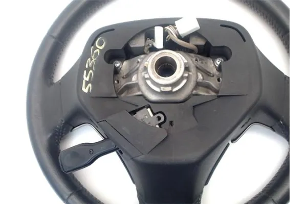 Recambio de volante para toyota auris (e15) 2.0 d-4d referencia OEM IAM 4510002570B0  