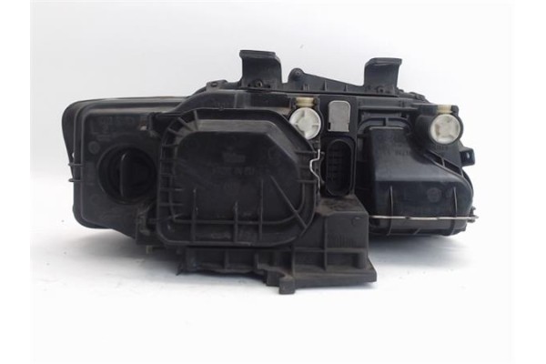 Recambio de faro delantero izquierdo para audi a4 berlina (8e) 1.9 tdi (96kw) referencia OEM IAM 8E0941003F  