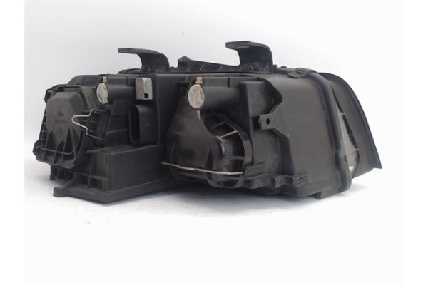 Recambio de faro delantero izquierdo para audi a4 berlina (8e) 1.9 tdi (96kw) referencia OEM IAM 8E0941003F  