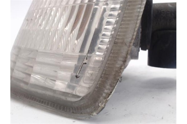 Recambio de intermitente delantero izquierdo para peugeot 405 berlina referencia OEM IAM   