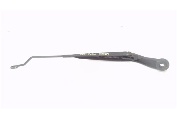 Recambio de brazo limpiaparabrisas delantero derecho para nissan micra (k12e) 1.2 16v referencia OEM IAM 28886AX702  