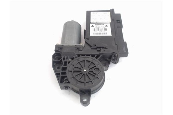Recambio de motor elevalunas delantero derecho para audi a4 berlina (8e) 1.9 tdi (96kw) referencia OEM IAM 8E1959802B  