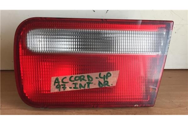 Recambio de piloto trasero derecho para honda accord berlina (cc/ce) 1.8 (ce7) referencia OEM IAM 236242   Recambio de piloto trasero derecho para honda accord berlina (cc/ce) 1.8 (ce7) referencia OEM IAM 236242