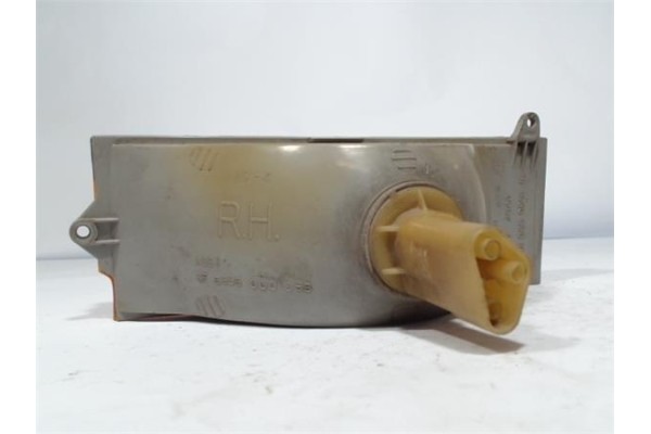 Recambio de intermitente delantero dcho para jeep cherokee chief 4.2 básico referencia OEM IAM 8956000098 8956000100 