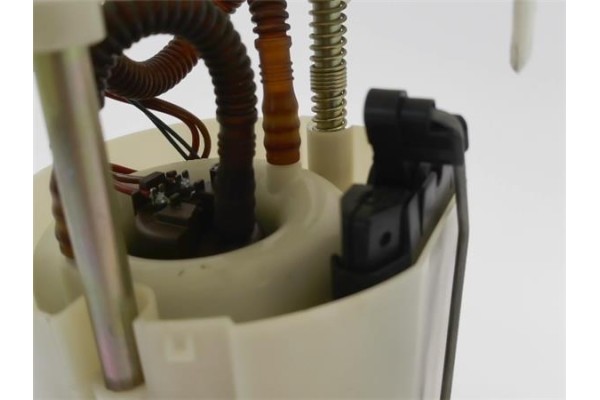Recambio de bomba combustible para peugeot 207 1.4 16v referencia OEM IAM 9657035980  