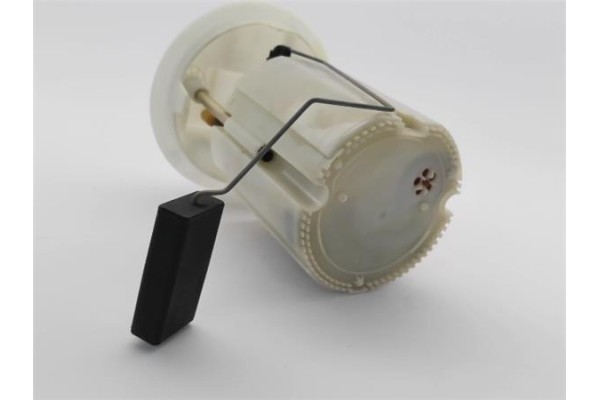 Recambio de bomba combustible para peugeot 207 1.4 16v referencia OEM IAM 9657035980  