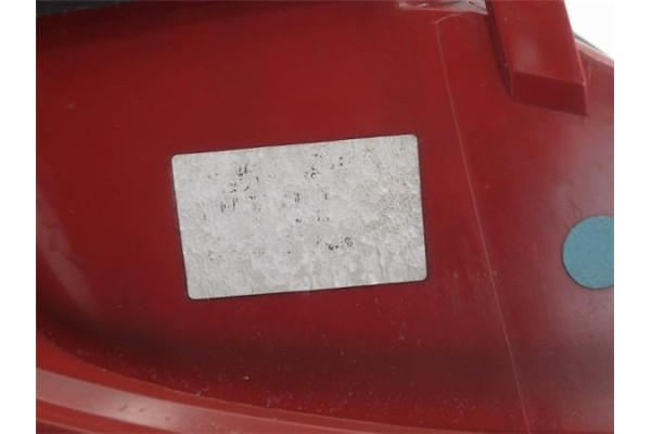 Recambio de piloto trasero derecho para renault clio iii referencia OEM IAM   