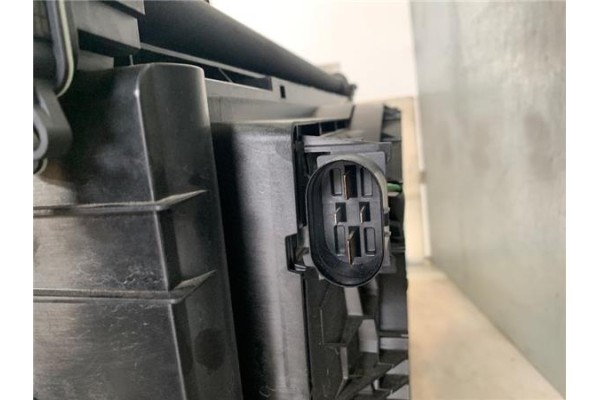 Recambio de electroventilador para ford explorer (ctw) híbrido st-line plug-in-hybrid 4x4 referencia OEM IAM UT4429031636 1EA121