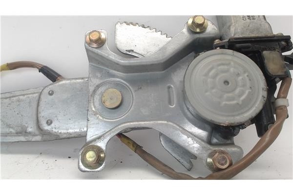 Recambio de mecanismo elevalunas trasero izquierdo para mazda premacy (cp) referencia OEM IAM C10073590B C1007358X 