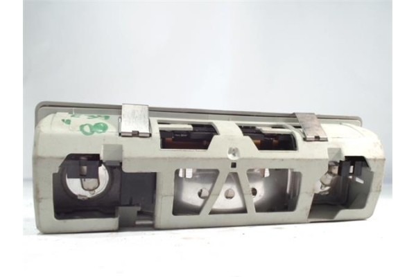 Recambio de luz delantero central techo para bmw serie 5 berlina (e39) 3.0 530i referencia OEM IAM 83695  