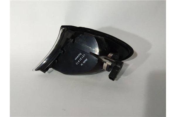 Recambio de intermitente delantero dcho para bmw serie 3 berlina (e46) 2.0 318d referencia OEM IAM BM0204013  