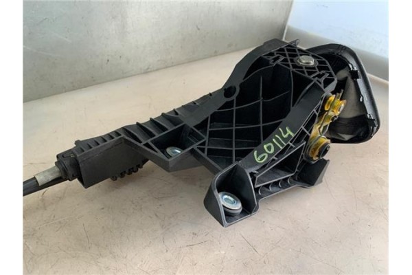 Recambio de palanca de cambio para ford transit furgón 2.2 tdci referencia OEM IAM 4721031101  