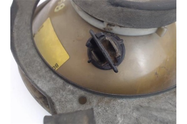 Recambio de faro delantero dcho para volkswagen polo ii (867/871/873) referencia OEM IAM 111941605A 1300508024 