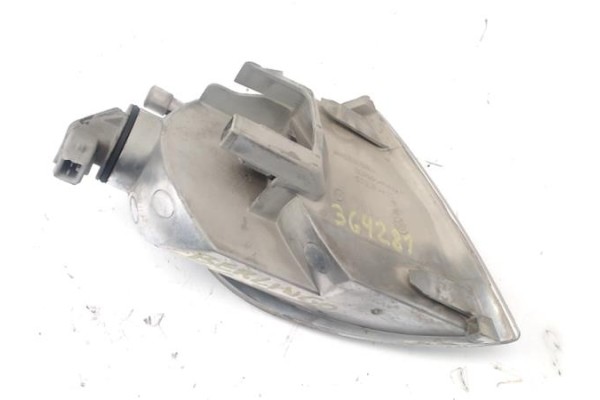 Recambio de intermitente delantero izquierdo para citroen berlingo 1.9 d (mfdjy) referencia OEM IAM 630379  