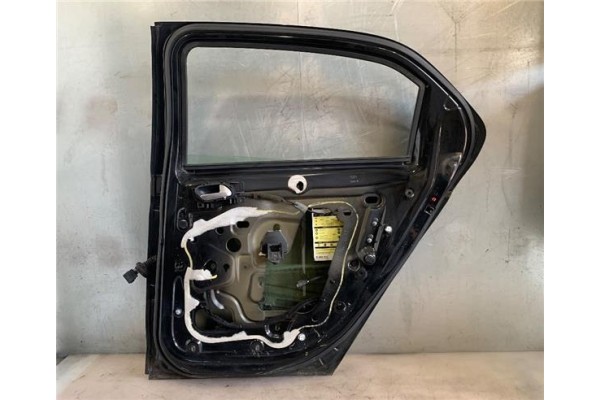 Recambio de puerta trasero derecha para citroen c-elysée 1.6 exclusive referencia OEM IAM 9675190680  