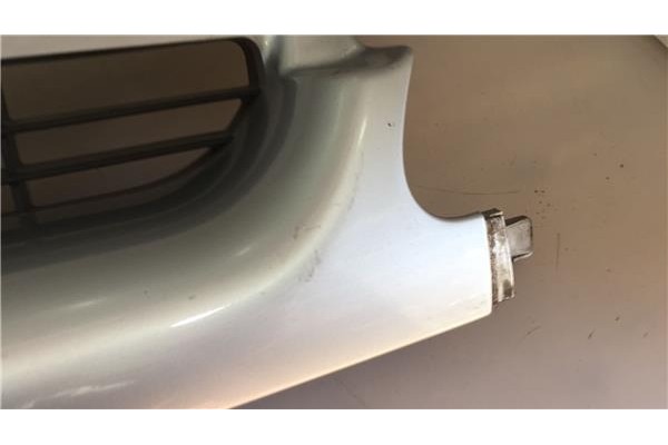 Recambio de rejilla capo para peugeot partner combispace (5f) 1.9 d referencia OEM IAM 9618254777  