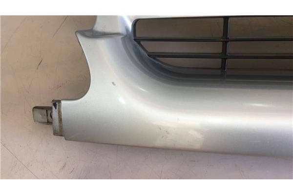 Recambio de rejilla capo para peugeot partner combispace (5f) 1.9 d referencia OEM IAM 9618254777  