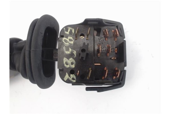 Recambio de mando limpiaparabrisas para opel astra g berlina 1.7 cdti referencia OEM IAM 092115275 502036 