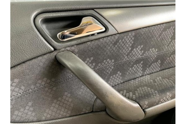 Recambio de guarnecido puerta delantero derecha para mercedes-benz clase c (bm 203) berlina 2.2 200 cdi (203.004) referencia OEM