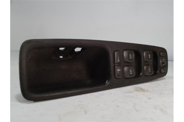 Recambio de mando elevalunas para volvo s80 berlina 1.6 t4 flexifuel momentum referencia OEM IAM 8682836 MD364100047 