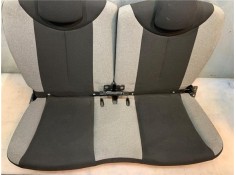 Recambio de asiento trasero central para citroen c1 1.2 feel referencia OEM IAM B0009497EK B0009490EK 