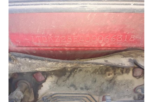toyota corolla (e11) del año 2004
