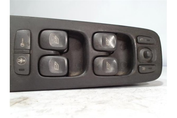 Recambio de mando elevalunas para volvo s80 berlina 1.6 t4 flexifuel momentum referencia OEM IAM 8682836 MD364100047 