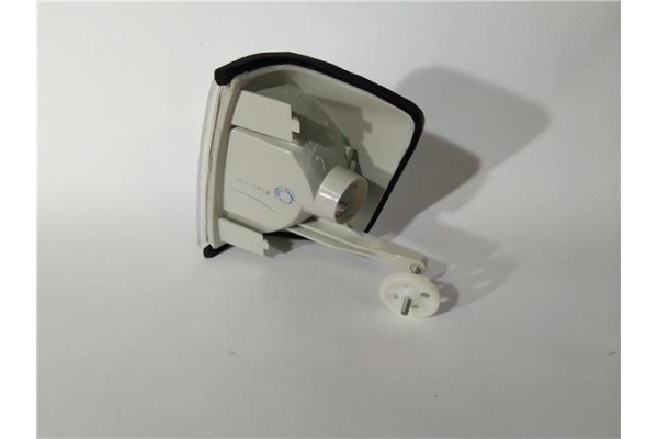 Recambio de intermitente delantero dcho para mercedes-benz 190 e lim. (bm 201) 2.0 d 190 (201.122) referencia OEM IAM 40322016  