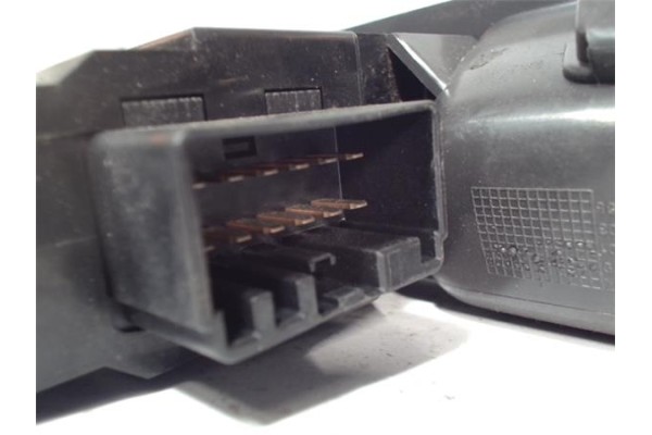 Recambio de mando elevalunas para volvo s80 berlina 1.6 t4 flexifuel momentum referencia OEM IAM 8682836 MD364100047 
