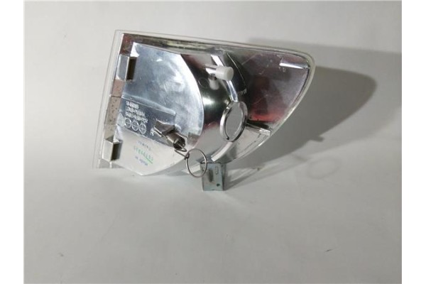 Recambio de intermitente delantero dcho para mercedes-benz vito kombi (638) 2.3 108 d  (638.164) referencia OEM IAM ME9074113  