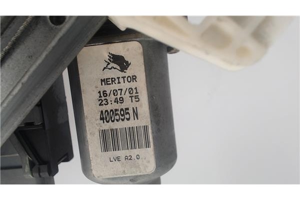 Recambio de mecanismo elevalunas delantero derecho para citroen xsara berlina referencia OEM IAM 400595N  