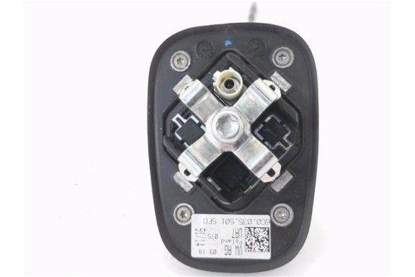 Recambio de antena electrica para volkswagen polo v (6c1) 1.2 advance bmt referencia OEM IAM 6C0035849H 6C0035501 