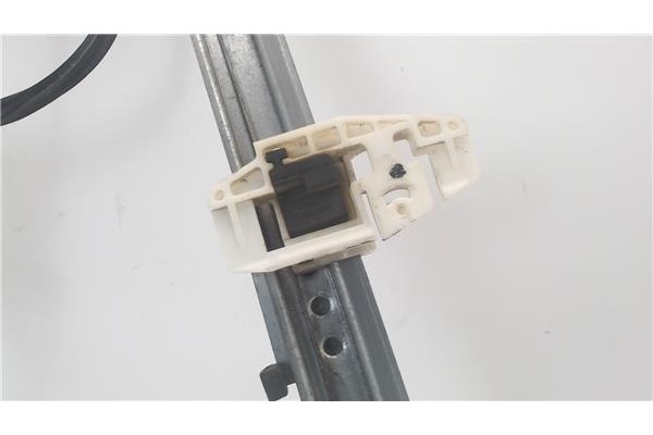 Recambio de mecanismo elevalunas delantero derecho para citroen xsara berlina referencia OEM IAM 400595N  