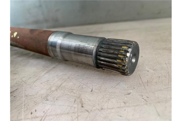 Recambio de palier delantero derecho para citroen c3 picasso 1.6 exclusive referencia OEM IAM 3273VK 9677211480 