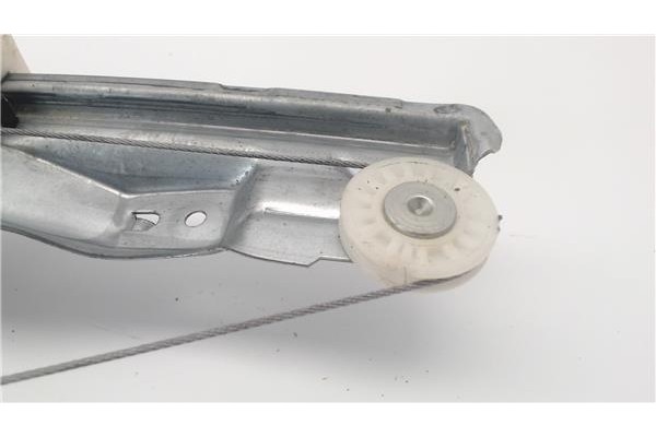 Recambio de mecanismo elevalunas trasero izquierdo para citroen c4 grand picasso referencia OEM IAM 440787E  