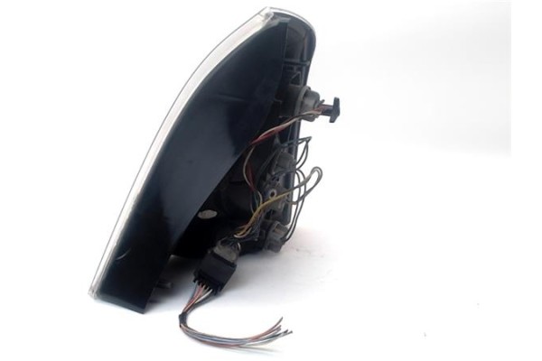 Recambio de piloto trasero izquierdo para renault clio ii fase i (b/cb0) 1.5 dci (b/cb07) referencia OEM IAM 265553462R  