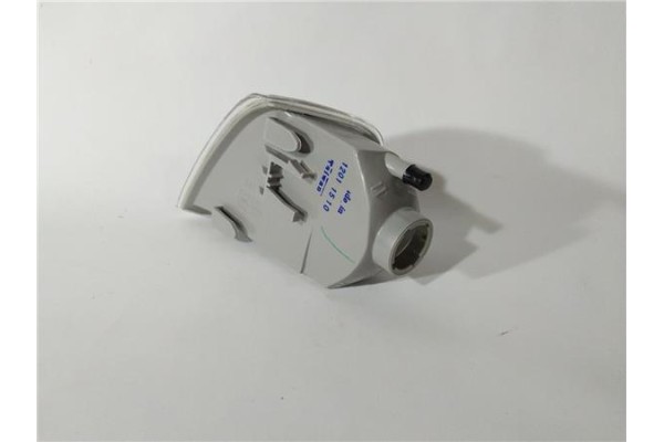 Recambio de intermitente delantero dcho para citroen saxo 1.4 exclusive referencia OEM IAM CI0224013  
