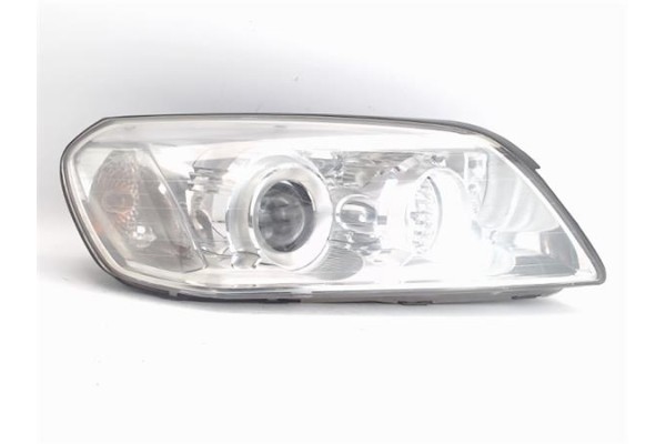 Recambio de faro delantero dcho para chevrolet captiva 2.0 d referencia OEM IAM 96626974  