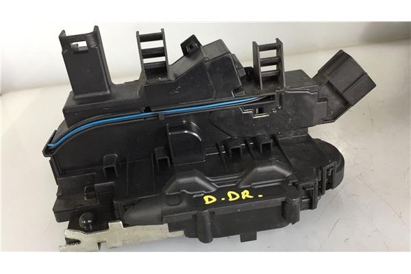 Recambio de cierre electromagnetico delantero derecho para lancia musa (184) 1.4 referencia OEM IAM 51758532  