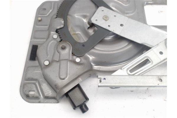 Recambio de elevalunas electrico trasero izquierdo para hyundai trajet (fo) referencia OEM IAM   