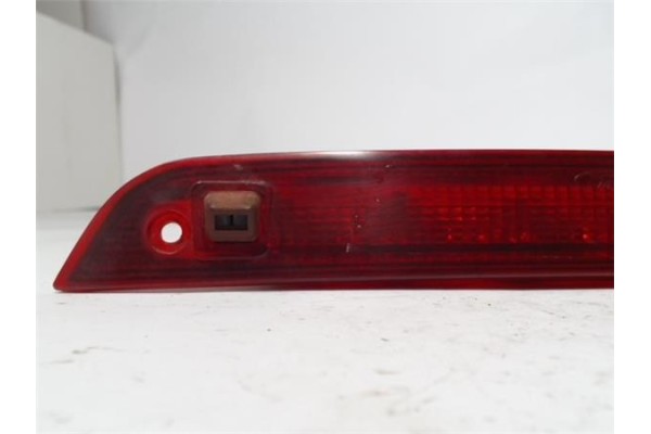 Recambio de luz central de freno para ford focus berlina (cak) 1.8 trend referencia OEM IAM 13A613AB  