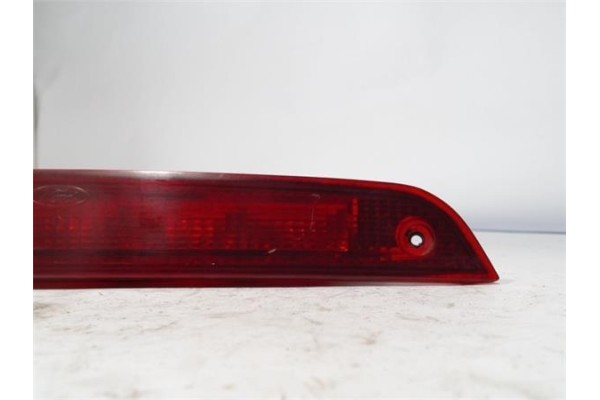 Recambio de luz central de freno para ford focus berlina (cak) 1.8 trend referencia OEM IAM 13A613AB  