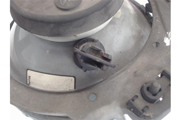 Recambio de faro delantero izquierdo para volkswagen polo ii (867/871/873) referencia OEM IAM 111941605A 1300508024 