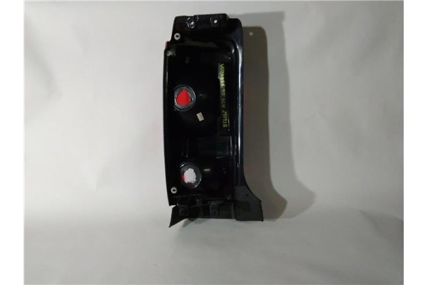 Recambio de piloto trasero derecho para chrysler voyager es 2.5 td se grand voyager referencia OEM IAM 4399468  