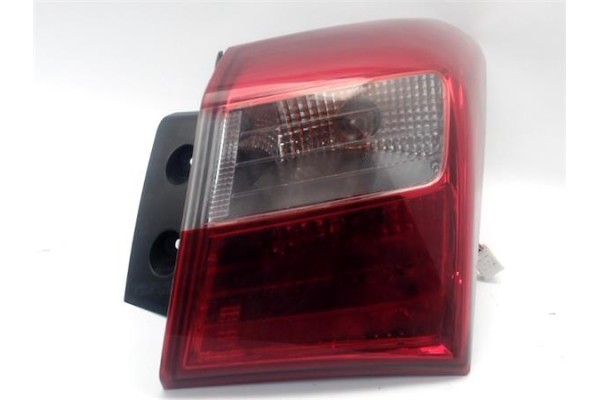 Recambio de piloto trasero derecho para hyundai i30 (fd) 1.6 crdi referencia OEM IAM 92420A5020  