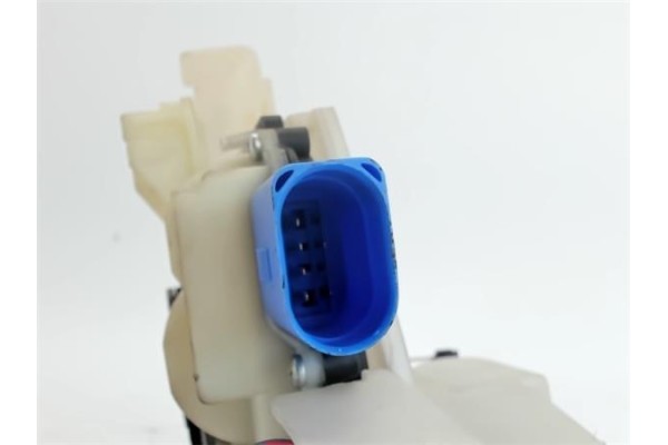 Recambio de cierre electromagnetico delantero izquierdo para volkswagen polo iv (9n1) 1.2 12v referencia OEM IAM 3B1837015AQ BSP